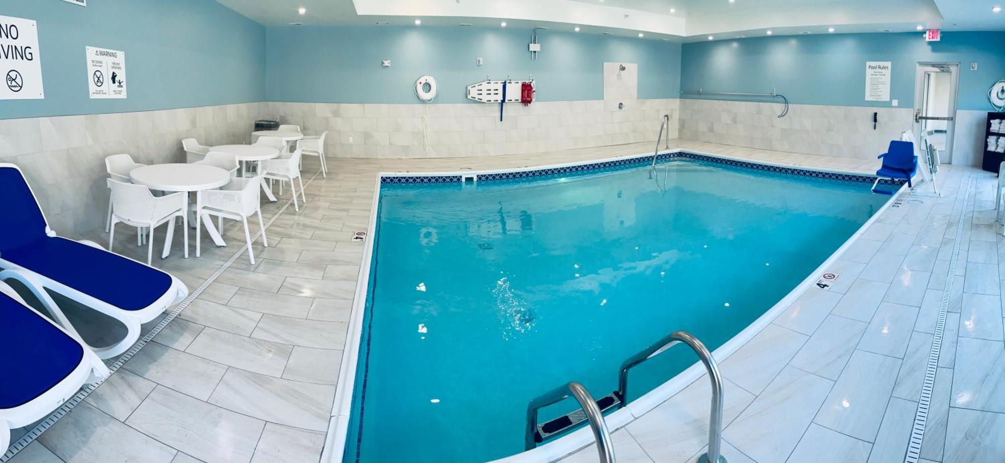 Holiday Inn Express & Suites Muskegon - Grand Haven By Ihg Zewnętrze zdjęcie